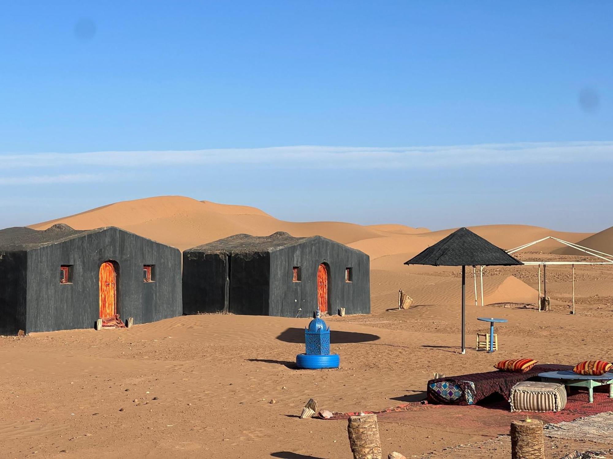 Отель Camp Mbark Authentic Мхамид Экстерьер фото